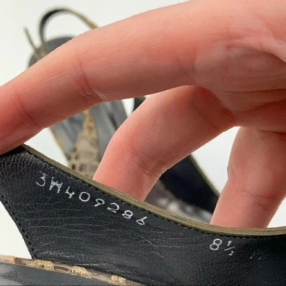 Stuart Weitzman heels 8.5 alligator print leather - Picture 11 of 12